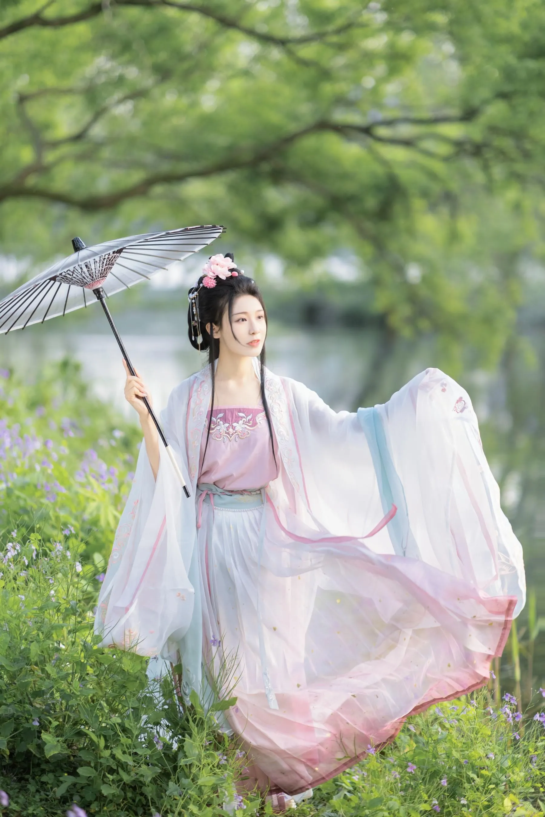 [艺图语] 2022.06.04 花间 阿銧 [34P]插图2